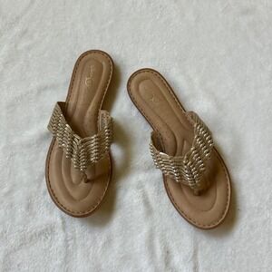 Born Crown Elyse Woven  Gold Sandals / Flip Flops Women's 9